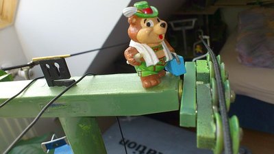 Petz bei der Rollenkontrolle  (2).jpg