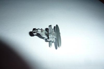 Ich habe jetzt die JC-Klemme mit einem Kugellager ausgestattet.