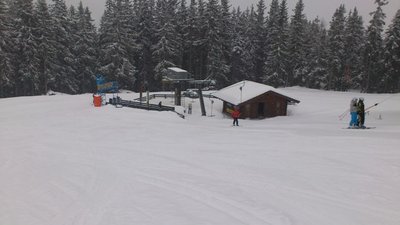 Sonnleitenlift Talstation... Erschließt ebenfalls schöne, breite Pisten