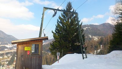 Bei den Schmoll-Liften in STEINHAUS am Semmering 17.03 (4).jpg