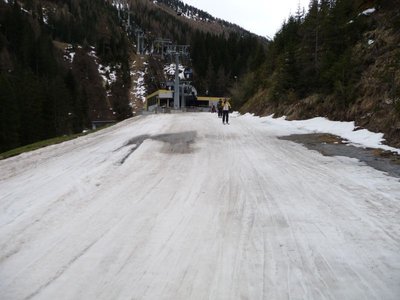 Talabfahrt zur Silvrettabahn sehr schmal geworden, seit heute Montag dann wohl zu