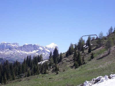 Betonierungsarbeiten an der Bergstation