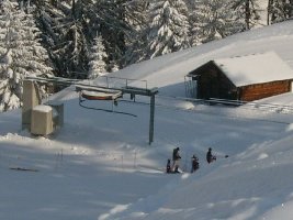die talstation des küpfer-lifts auf den ernergalen.