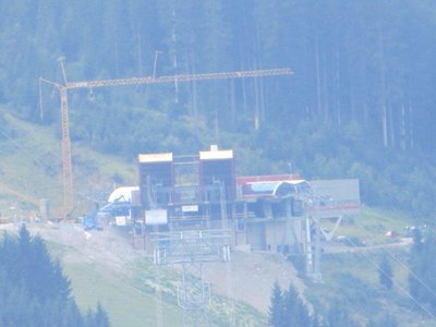 Station auf der anderen Bergseite