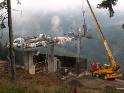 Felsen Merklin, Bau Plesivec 017.JPG