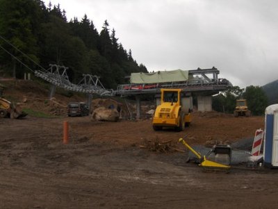 Felsen Merklin, Bau Plesivec 011.JPG