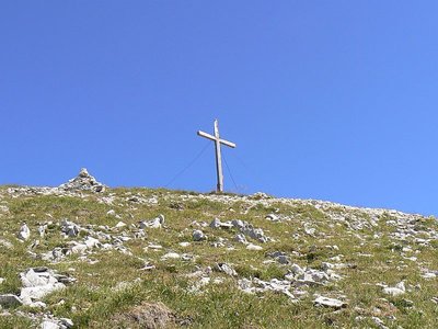 Kurz unter dem Gipfel des Brentenjochs (2001m)
