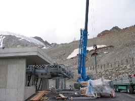 Seilbahntechnik der Talstation fast fertig montiert.