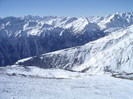 ein weiterer Höhepunkt, die lange, traumhaft zu fahrende Gratabfahrt