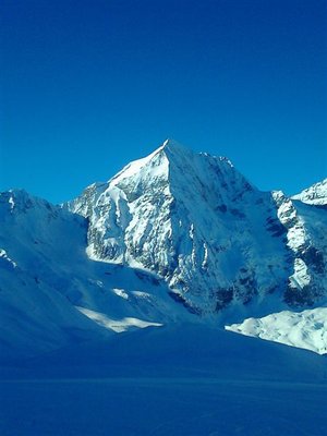 Zwar niedriger als der Ortler, aber vom Aussehen her eindeutig Chef im Ring: die Königsspitze