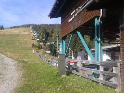 Talstation und Trasse