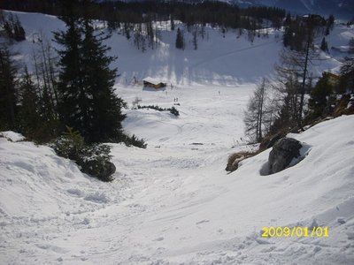 Etwa in der Mitte der alten Trasse. Man sieht was.