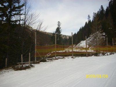 So, bin mal die Abfahrt nach Bad Mitterndorf gefahren. Aber es machte echt Spaß trotz Schneemangel, steine und kleiner abschnaller.