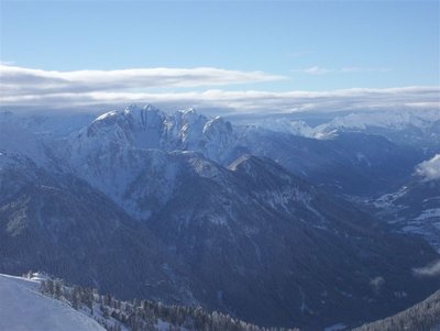 Die schattige Schaufel der Cima Vallaccia oberhalb des Fassatals